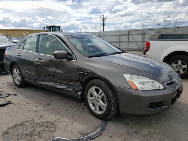 1HGCM56767A195465 - 2007 HONDA ACCORD EX GRAY photo 4