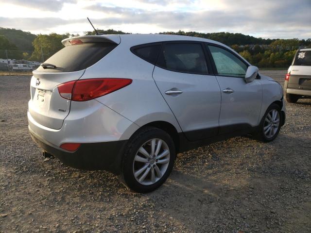 KM8JU3AC9DU610332 - 2013 HYUNDAI TUCSON GLS SILVER photo 3