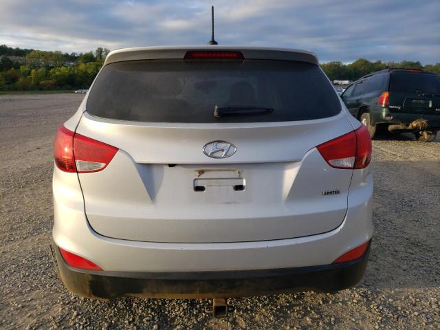 KM8JU3AC9DU610332 - 2013 HYUNDAI TUCSON GLS SILVER photo 6