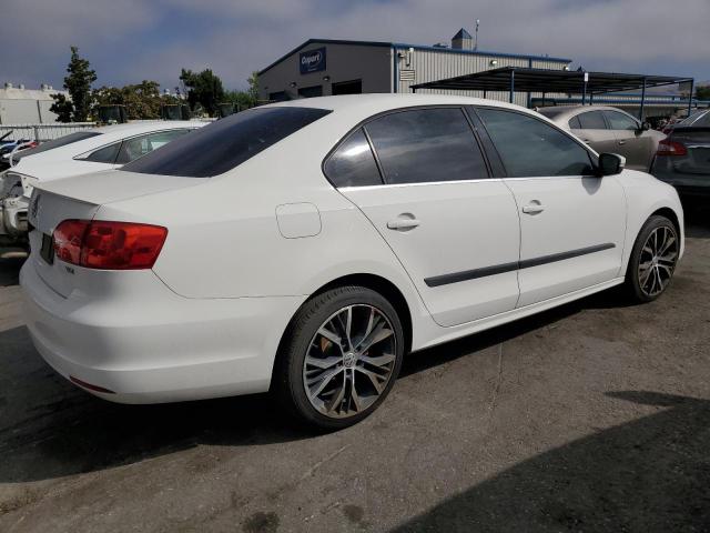 3VWLL7AJ0DM393941 - 2013 VOLKSWAGEN JETTA TDI WHITE photo 3