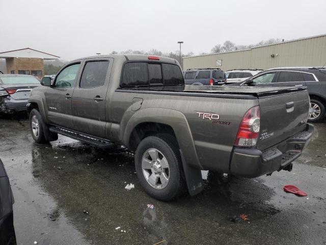 3TMMU52N39M012455 - 2009 TOYOTA TACOMA DOUBLE CAB LONG BED BROWN photo 2