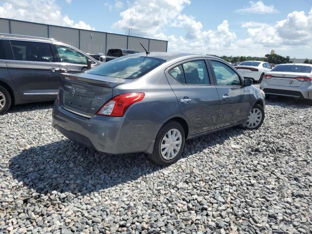 3N1CN7AP9JL867116 - 2018 NISSAN VERSA S 灰色 照片 3