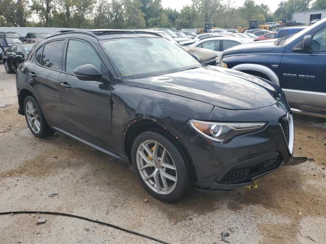 ZASPAKBN1K7C43298 - 2019 ALFA ROMEO STELVIO TI BLACK photo 4