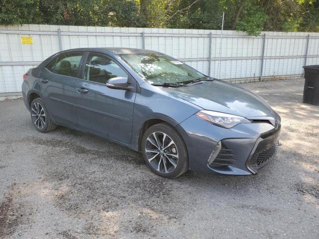 5YFBURHE2HP660432 - 2017 TOYOTA COROLLA L GRAY photo 4