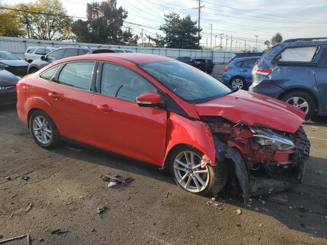 1FADP3F26GL403857 - 2016 FORD FOCUS SE RED photo 4