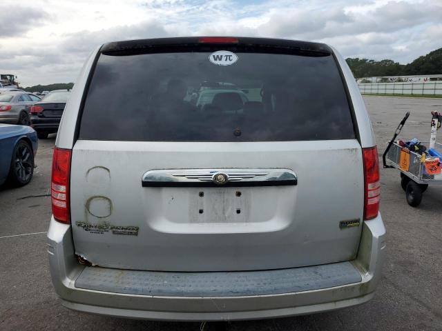 2A8HR44H78R696804 - 2008 CHRYSLER TOWN & COU LX SILVER photo 6