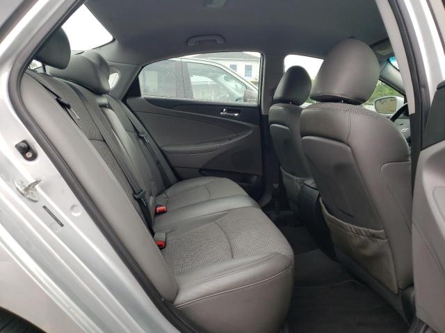 5NPEC4AB3BH177524 - 2011 HYUNDAI SONATA SE SILVER photo 10