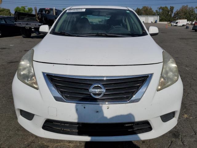 3N1CN7AP8DL834225 - 2013 NISSAN VERSA S WHITE photo 5