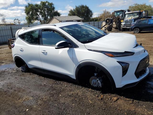 1G1FY6S04P4148330 - 2023 CHEVROLET BOLT EUV LT WHITE photo 4