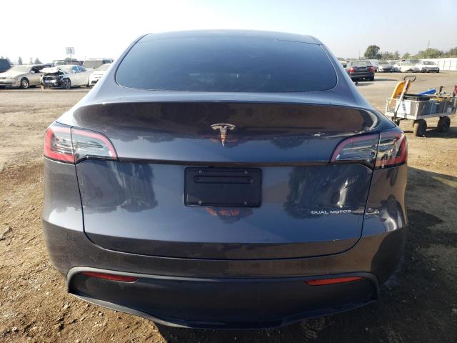 7SAYGDEE1PF637133 - 2023 TESLA MODEL Y GRAY photo 6