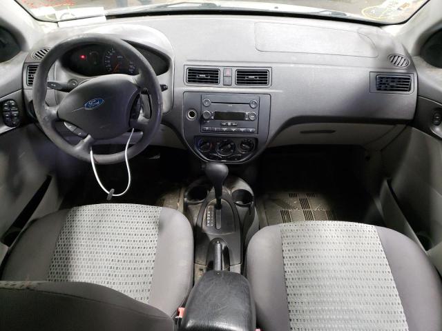 1FAHP34N87W243851 - 2007 FORD FOCUS ZX4 SILVER photo 9