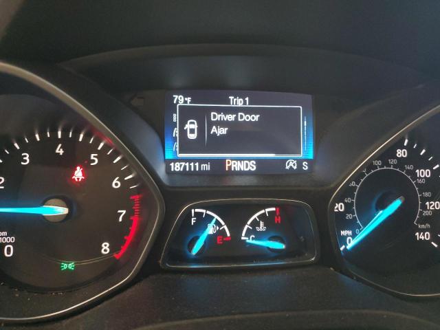 1FMCU0J9XJUA20714 - 2018 FORD ESCAPE TITANIUM Srebrny zdjęcie 9