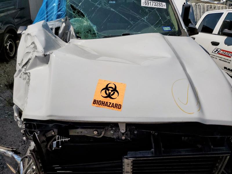 3C6UR5CL8KG595759 - 2019 RAM 2500 TRADESMAN WHITE photo 11