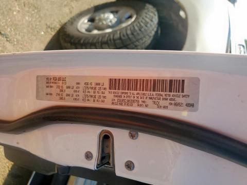 3C6UR5CL8KG595759 - 2019 RAM 2500 TRADESMAN WHITE photo 12