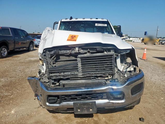 3C6UR5CL8KG595759 - 2019 RAM 2500 TRADESMAN WHITE photo 5
