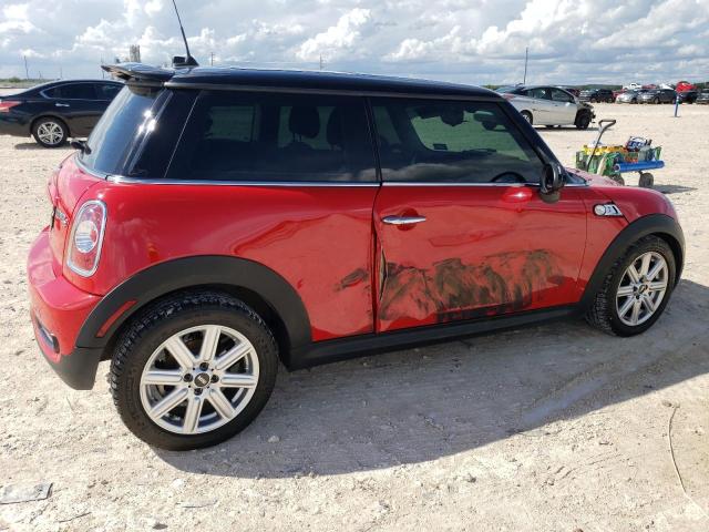 WMWSV3C52DT394864 - 2013 MINI COOPER S RED photo 3