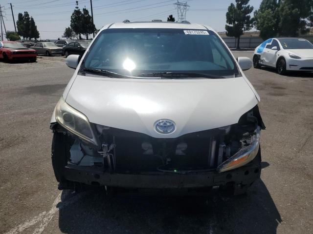5TDYZ3DC2HS809300 - 2017 TOYOTA SIENNA XLE თეთრი ფოტო 5