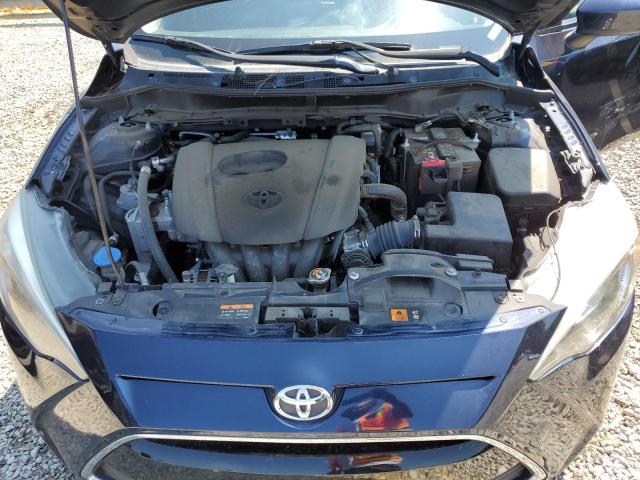 3MYDLBYVXJY327583 - 2018 TOYOTA YARIS IA BLUE photo 11