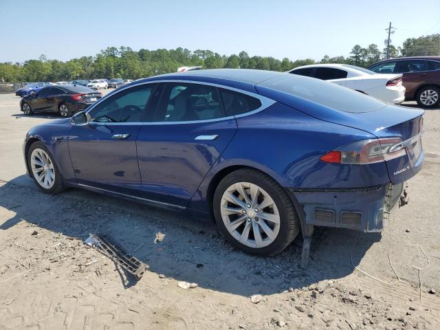 5YJSA1E22HF210764 - 2017 TESLA MODEL S Azul foto 2