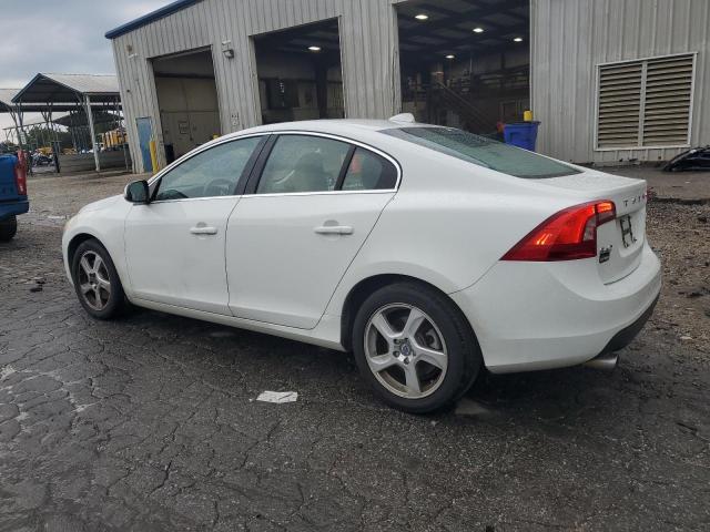 YV1612FS6D2234269 - 2013 VOLVO S60 T5 WHITE photo 2