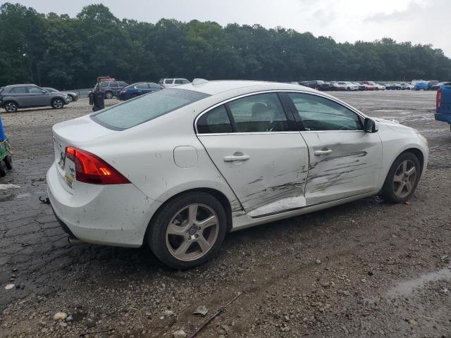 YV1612FS6D2234269 - 2013 VOLVO S60 T5 WHITE photo 3