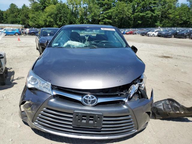 4T4BF1FK9FR516351 - 2015 TOYOTA CAMRY LE GRAY photo 5