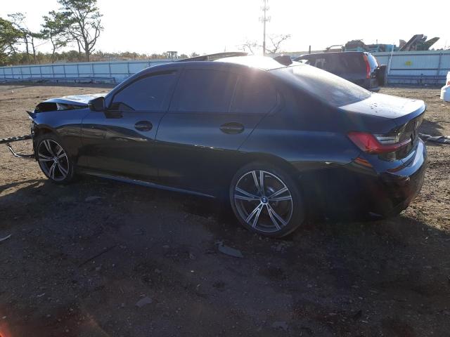 WBA5R7C56KAJ81384 - 2019 BMW 330XI Czarny zdjęcie 2