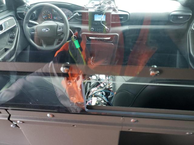 1FM5K8ABXNGA41356 - 2022 FORD EXPLORER POLICE INTERCEPTOR 白色 照片 8