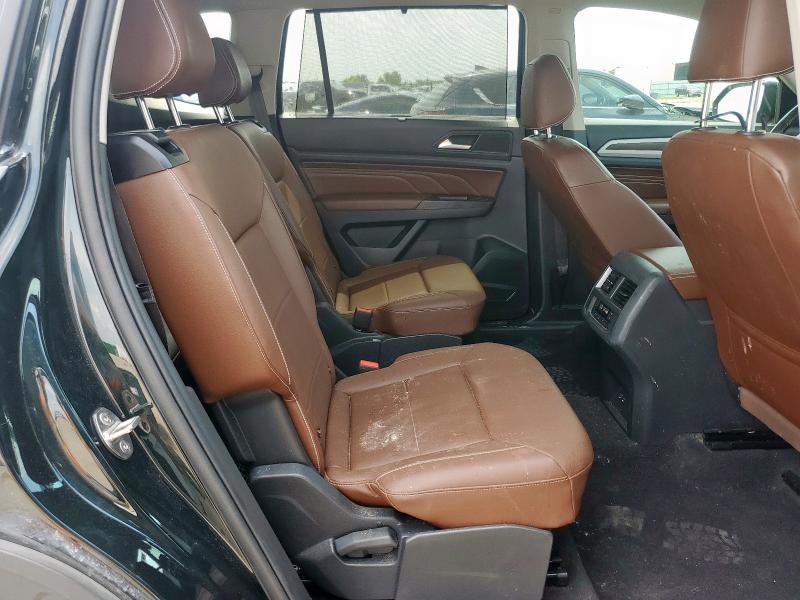 1V2WP2CA2MC560529 - 2021 VOLKSWAGEN ATLAS SE أخضر صورة 11