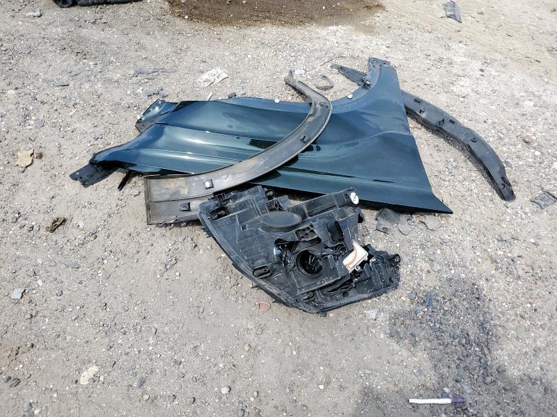 1V2WP2CA2MC560529 - 2021 VOLKSWAGEN ATLAS SE أخضر صورة 13