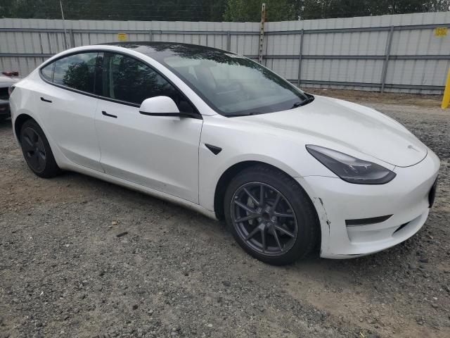 5YJ3E1EAXPF413030 - 2023 TESLA MODEL 3 თეთრი ფოტო 4