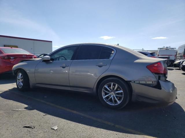 JNKCV61E99M308915 - 2009 INFINITI G37 BASE GRAY photo 2