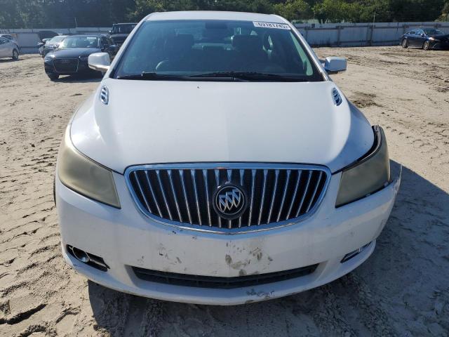 1G4GC5E38DF300065 - 2013 BUICK LACROSSE WHITE photo 5