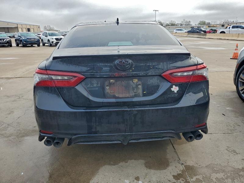 4T1K61AKXNU023844 - 2022 TOYOTA CAMRY XSE BLACK photo 6
