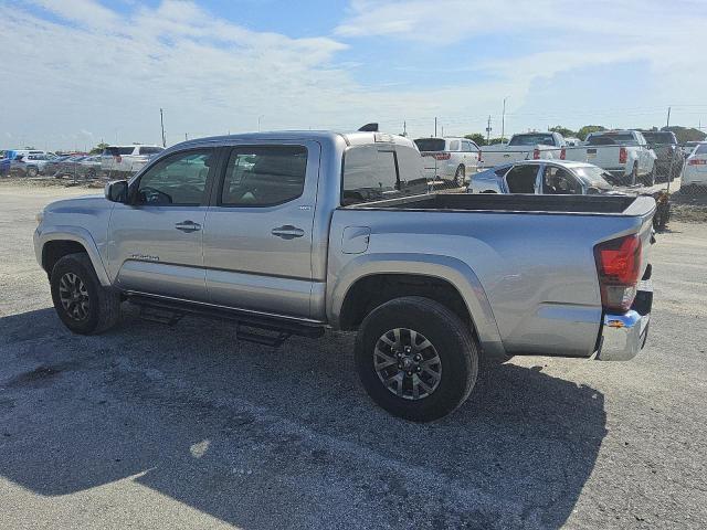 5TFAZ5CN7MX108739 - 2021 TOYOTA TACOMA DOUBLE CAB SILVER photo 2