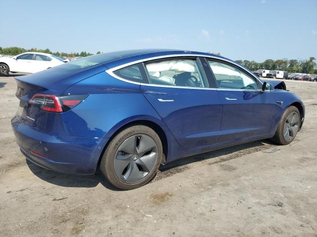 5YJ3E1EB9JF064362 - 2018 TESLA MODEL 3 BLUE photo 3