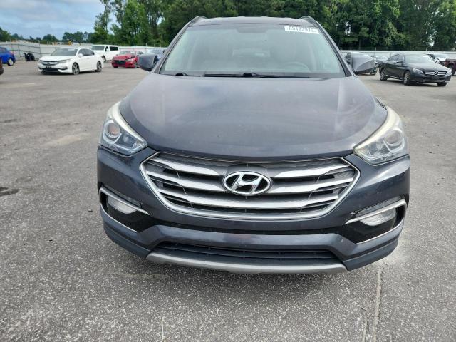 5XYZU3LB8HG388627 - 2017 HYUNDAI SANTA FE S GRAY photo 5