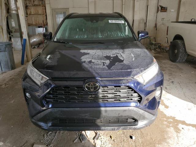 2T3W1RFV6LC055875 - 2020 TOYOTA RAV4 XLE BLUE photo 5
