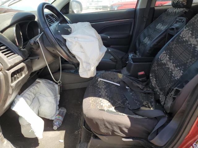 JA4AP3AWXJU002718 - 2018 MITSUBISHI OUTLANDER ES RED photo 7