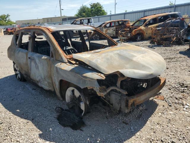 1C4NJDEB0CD572820 - 2012 JEEP COMPASS LATITUDE 烧焦的 照片 4