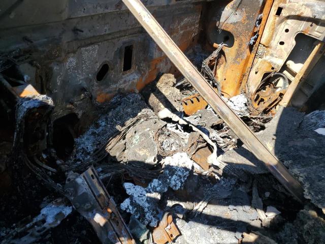 1C4NJDEB0CD572820 - 2012 JEEP COMPASS LATITUDE 烧焦的 照片 9