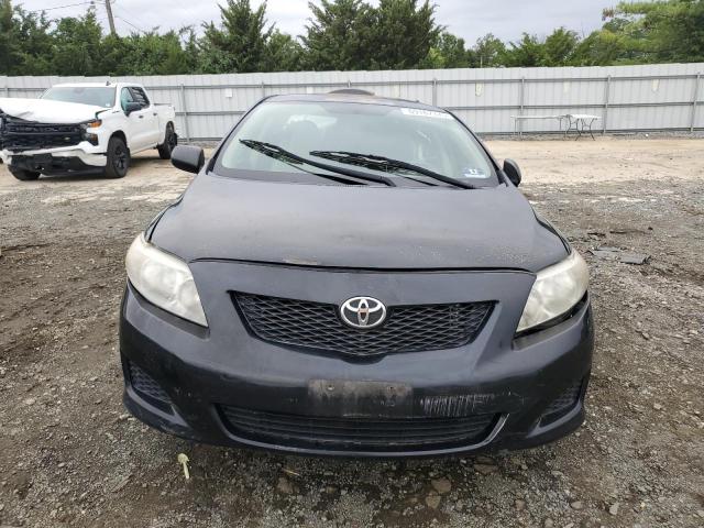 1NXBU4EE3AZ323442 - 2010 TOYOTA COROLLA BASE შავი ფოტო 5