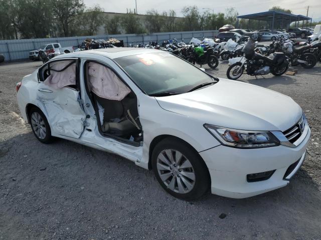 1HGCR3F92EA039413 - 2014 HONDA ACCORD TOURING WHITE photo 4