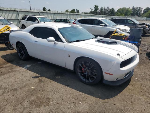 2C3CDZFJ3LH135127 - 2020 DODGE CHALLENGER R/T SCAT PACK WHITE photo 4