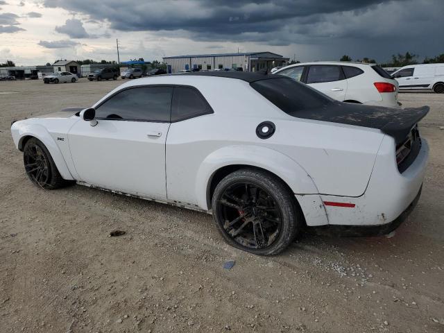 2C3CDZFJ4JH131374 - 2018 DODGE CHALLENGER R/T 392 WHITE photo 2