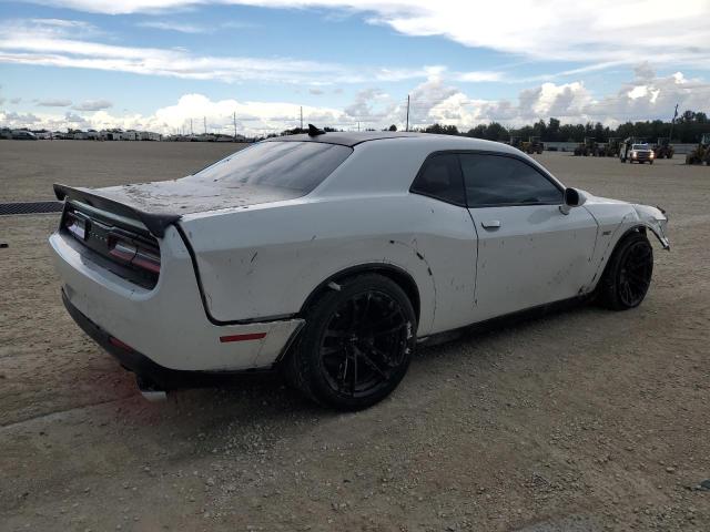 2C3CDZFJ4JH131374 - 2018 DODGE CHALLENGER R/T 392 WHITE photo 3