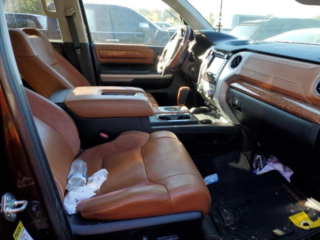 5TFAW5F1XEX396176 - 2014 TOYOTA TUNDRA CREWMAX PLATINUM 棕色 照片 7