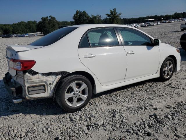 5YFBU4EE1DP122483 - 2013 TOYOTA COROLLA BASE WHITE photo 3