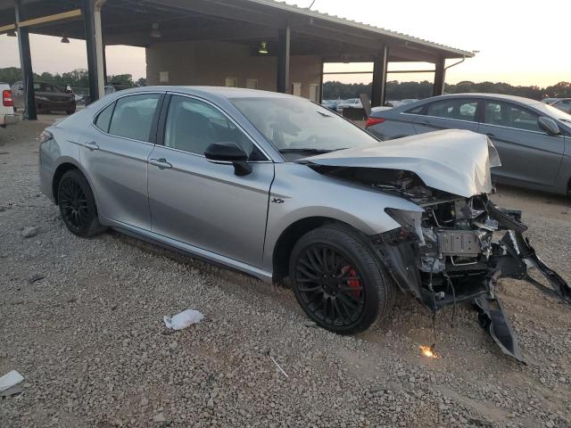 4T1T11AK2RU840914 - 2024 TOYOTA CAMRY SE NIGHT SHADE SILVER photo 4