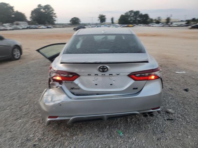 4T1T11AK2RU840914 - 2024 TOYOTA CAMRY SE NIGHT SHADE SILVER photo 6